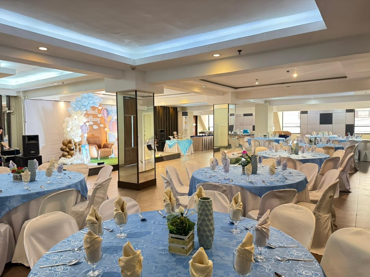 Circle Inn Freedom Hall — event venue for up to 100 guests, Iloilo City